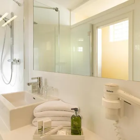 Dermuth Hotels - Hotel Dermuth Poertschach Hotel Portschach am Woerthersee