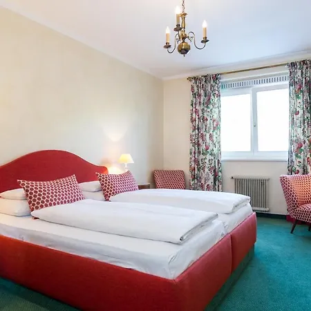 Dermuth Hotels - Hotel Dermuth Poertschach Hotel Portschach am Woerthersee