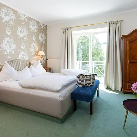 Dermuth Hotels - Hotel Dermuth Poertschach Hotel Portschach am Woerthersee